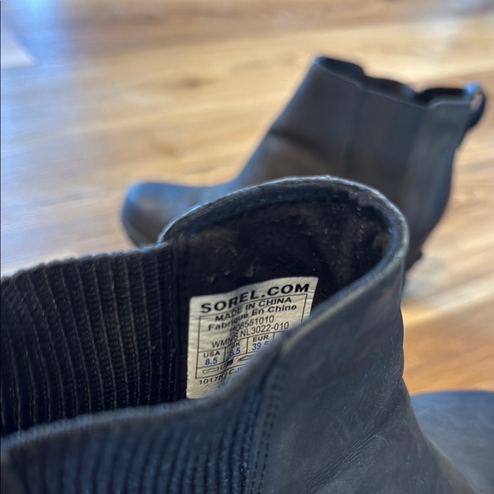 Women's Sorel Ankle Boots - Picture 6 of 7